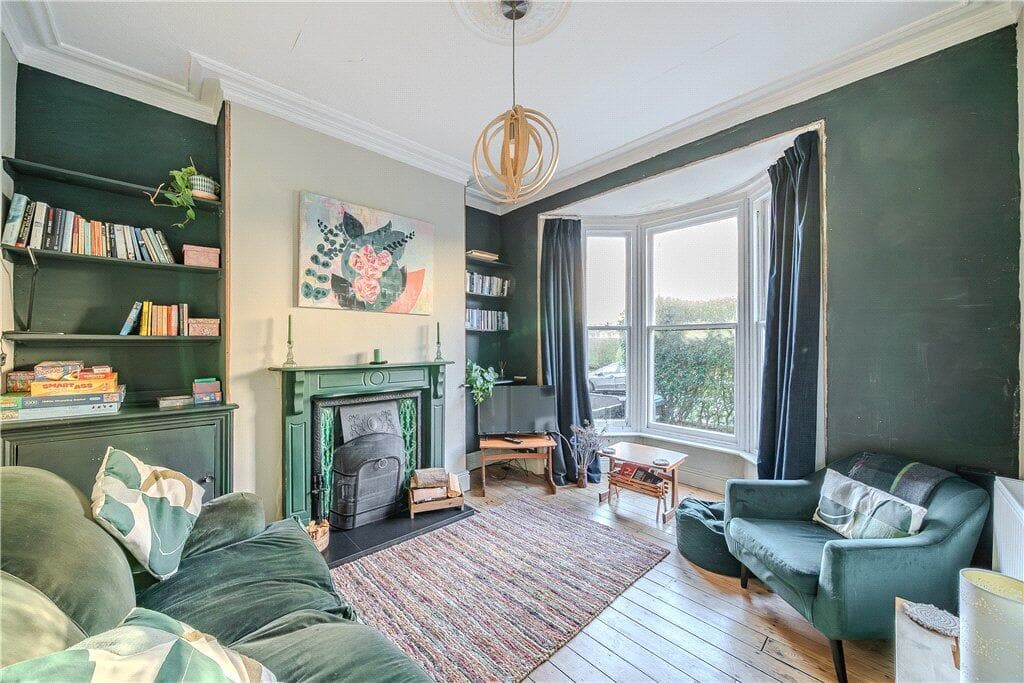 3 bedroom terraced house for sale in Granville Road, Harrogate, North Yorkshire, HG1