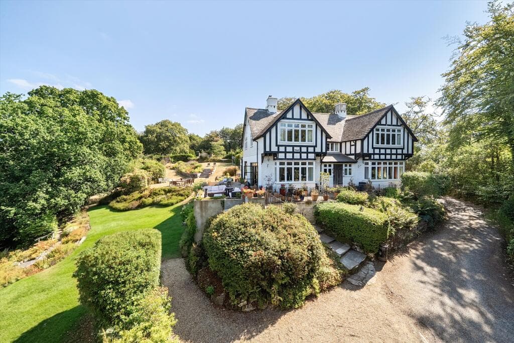 5 bedroom detached house for sale in Best Beech Hill, Wadhurst, East Sussex TN5