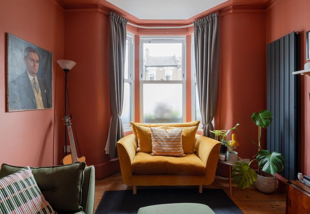 4 bedroom end of terrace house for sale in Cheneys Road, Leytonstone, London, E11