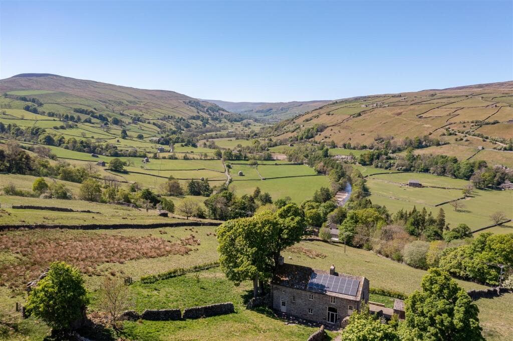 5 bedroom detached house for sale in Hollins Farm, Low Row, Richmond, DL11 6NY, DL11