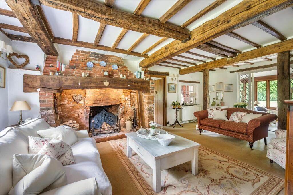 5 bedroom detached house for sale in Plaistow, Billingshurst, West Sussex, RH14