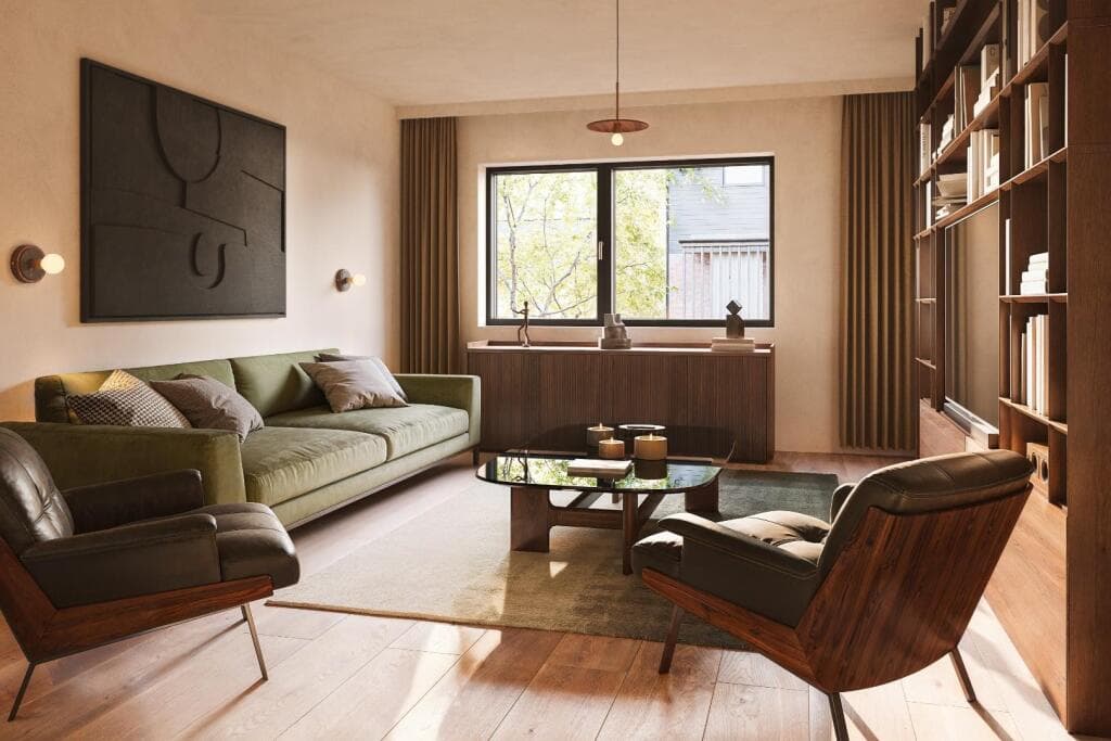 4 bedroom semi-detached house for sale in Carpenters Yard, Epping, CM16