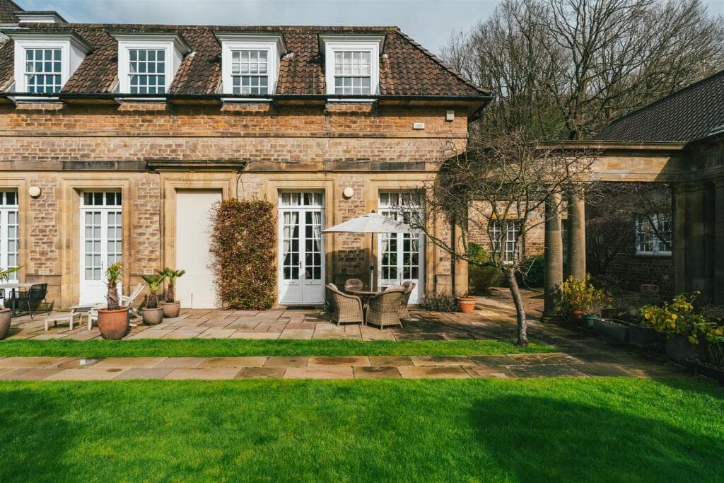 3 bedroom terraced house for sale in King Edwards, Rivelin, Sheffield, S6