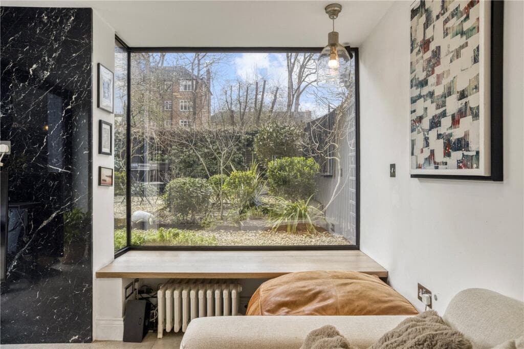 2 bedroom apartment for sale in Crouch Hill, London, N8