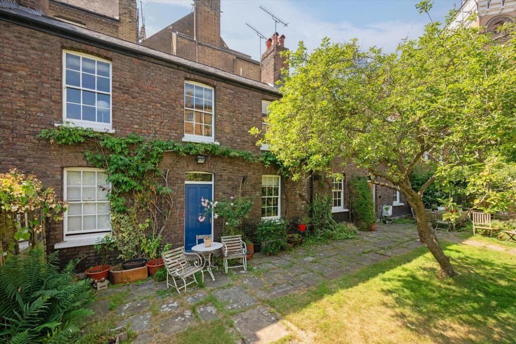 5 bedroom terraced house for sale in Mansfield Place, Hampstead, London NW3