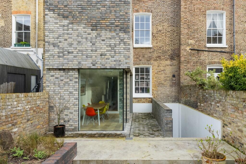 6 bedroom terraced house for sale in Queens Crescent, London, NW5