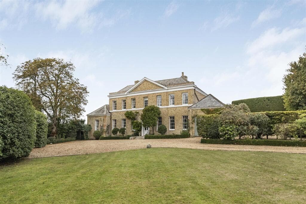 5 bedroom detached house for sale in Brooklands Lane, Alconbury, PE28