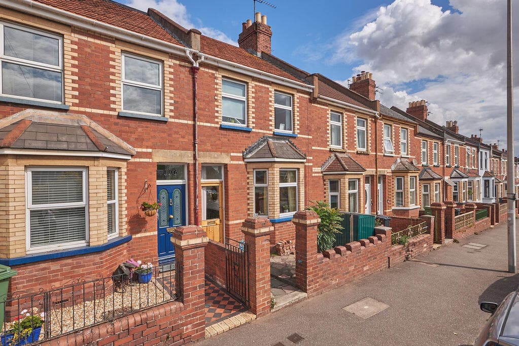 3 bedroom terraced house for sale in Pinhoe Road, Exeter, EX4