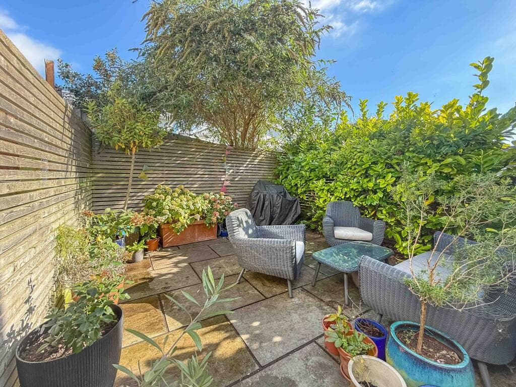 3 bedroom terraced house for sale in Ashdown Road, Brighton, BN2