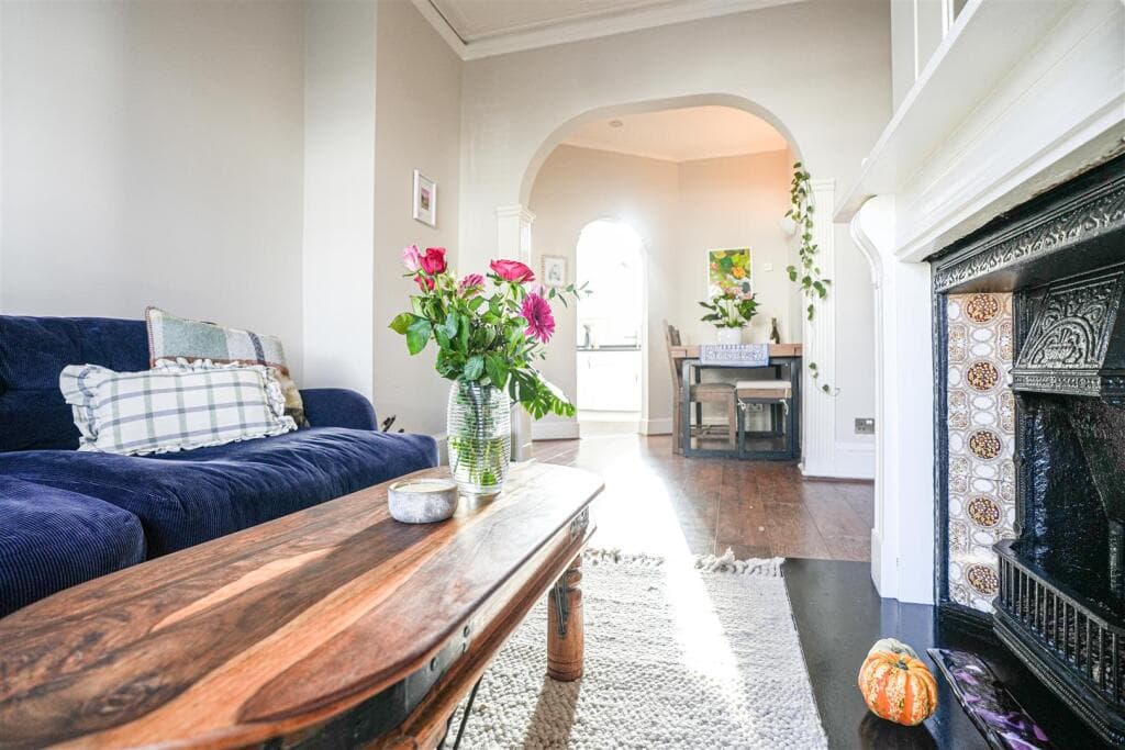 1 bedroom apartment for sale in Willes Road, Leamington Spa, CV32