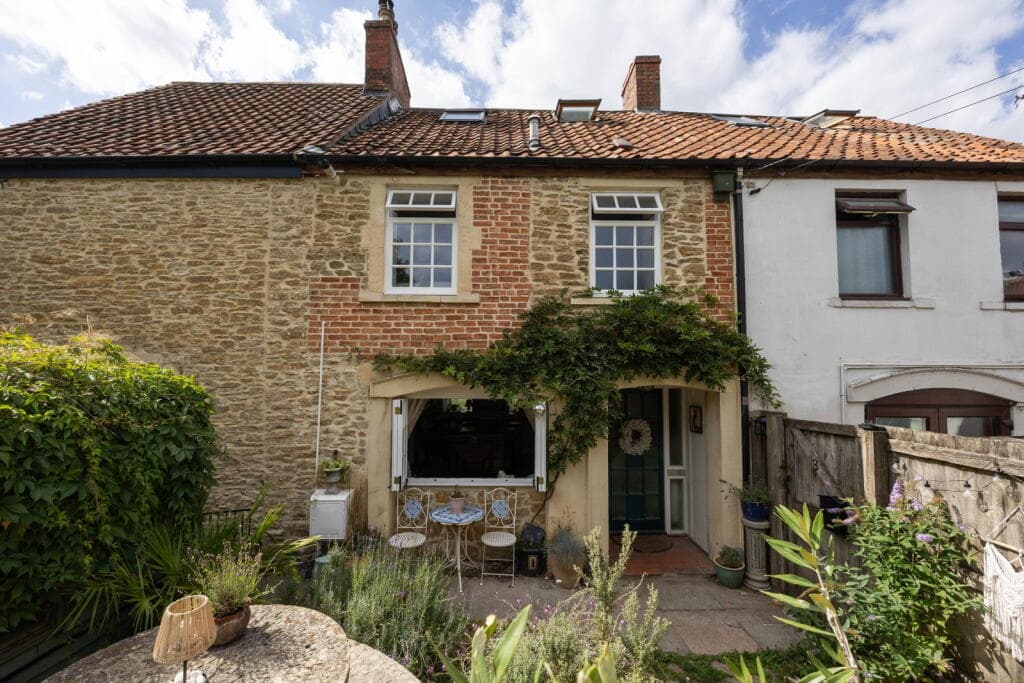 2 bedroom terraced house for sale in Crown Gardens, Frome, BA11 1JZ, BA11