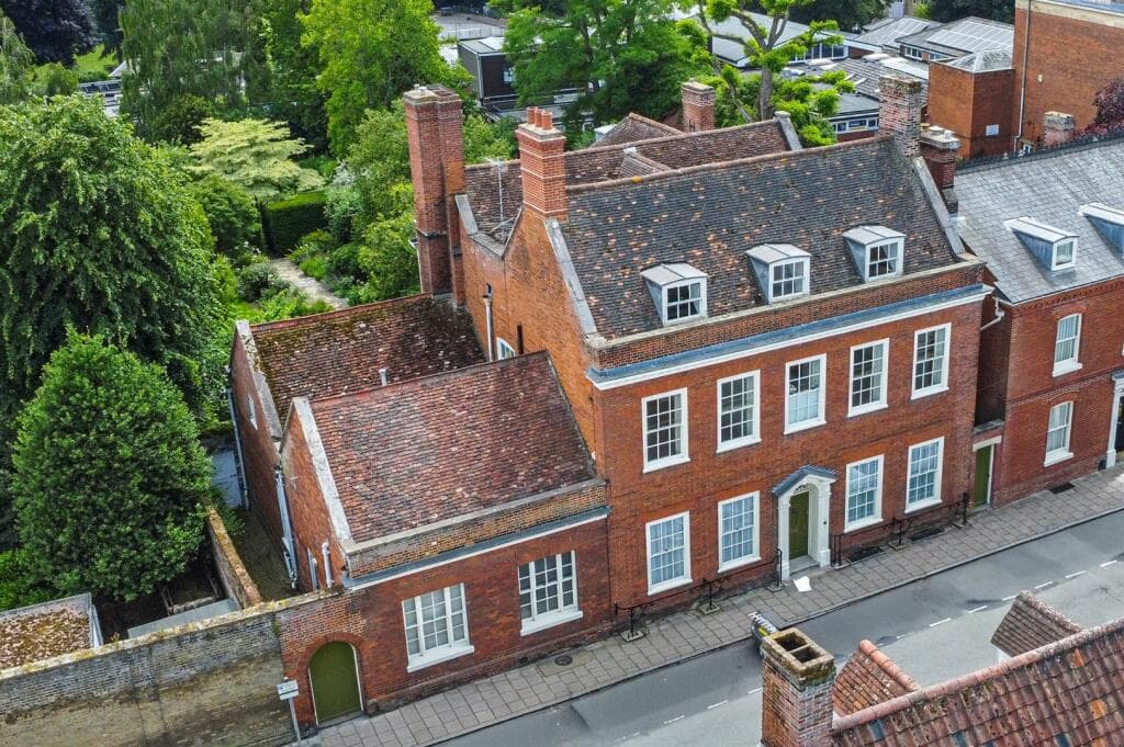 8 bedroom detached house for sale in Westgate Street, Bury St. Edmunds, IP33