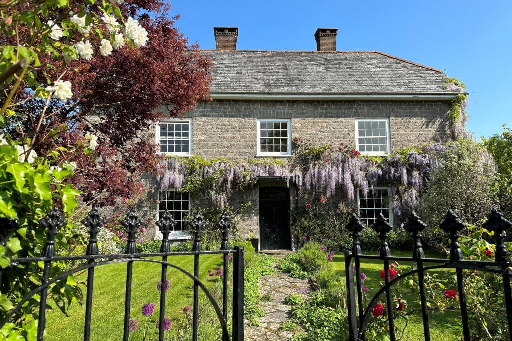 5 bedroom detached house for sale in Broadhempston, Totnes, Devon TQ9