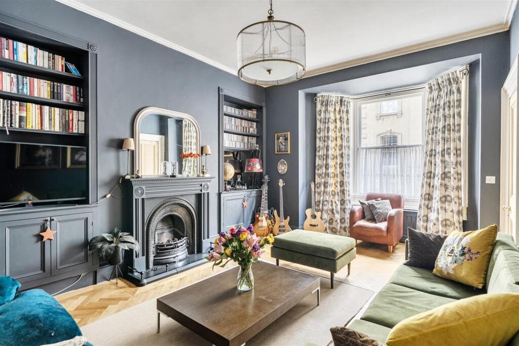 4 bedroom town house for sale in Charlotte Street, Bath, BA1