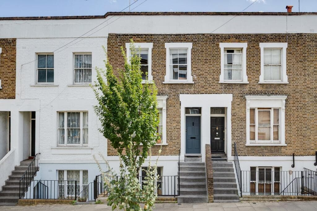 3 bedroom terraced house for sale in Herbert Street, Chalk Farm, NW5