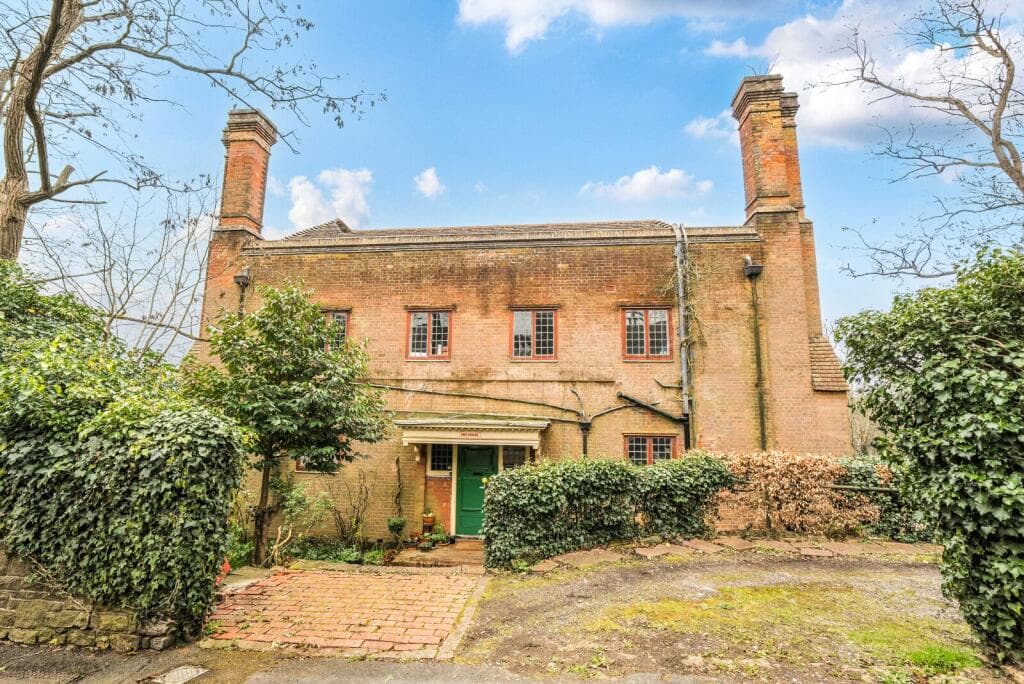 12 bedroom detached house for sale in Frith Hill Road, Godalming, GU7