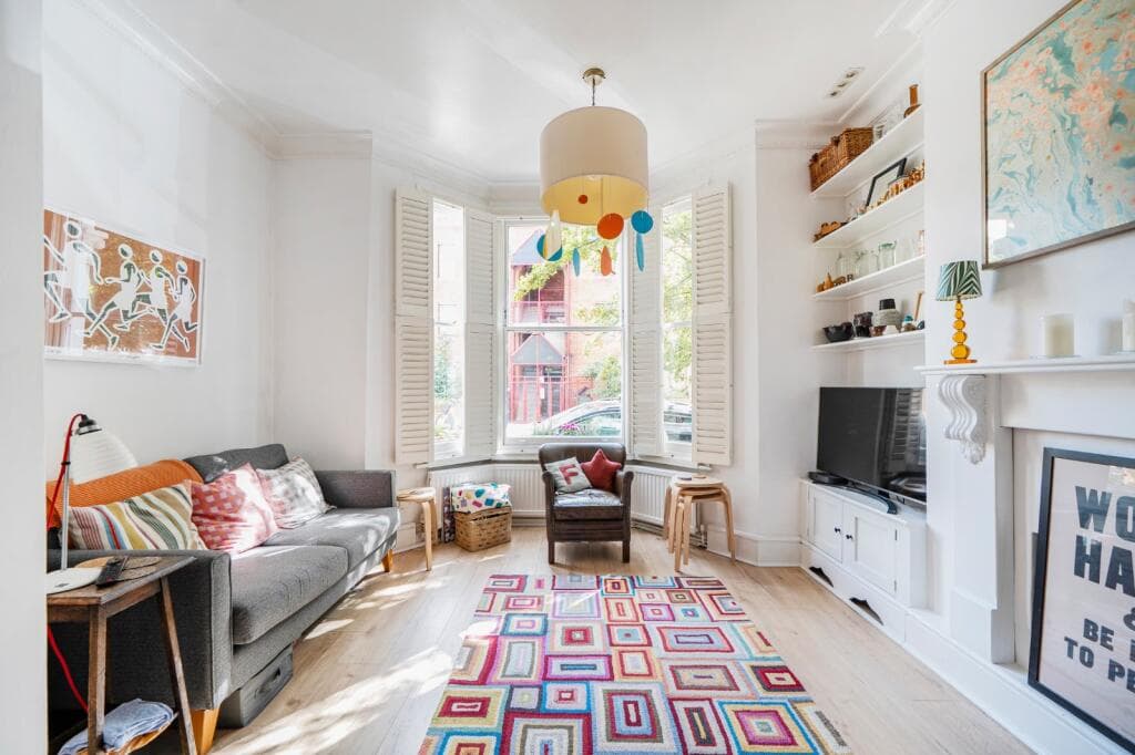 1 bedroom flat for sale in Gascony Avenue, West Hampstead, London, NW6
