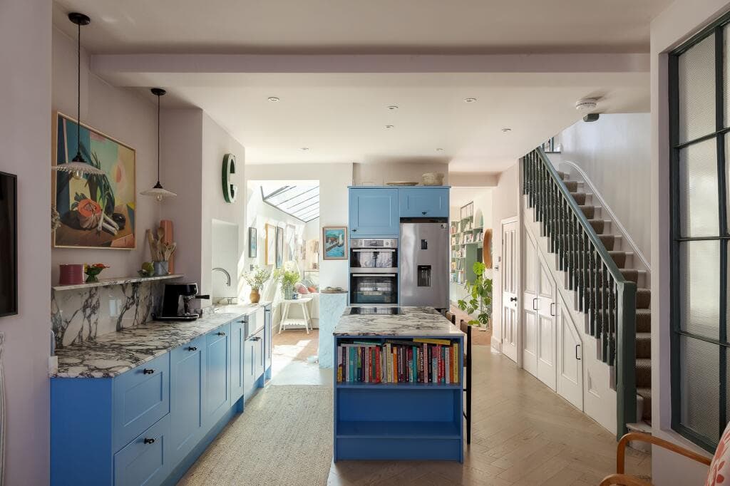 3 bedroom semi-detached house for sale in Nunhead Grove, London, SE15