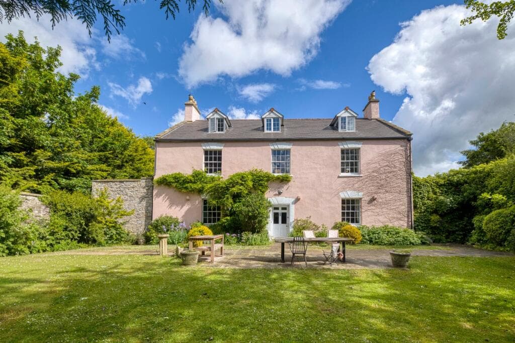 7 bedroom detached house for sale in Impressive family home - between Wells and Wedmore, BS28
