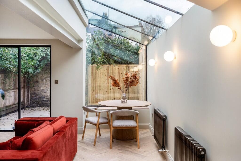 2 bedroom flat for sale in Coulter Road, London, W6