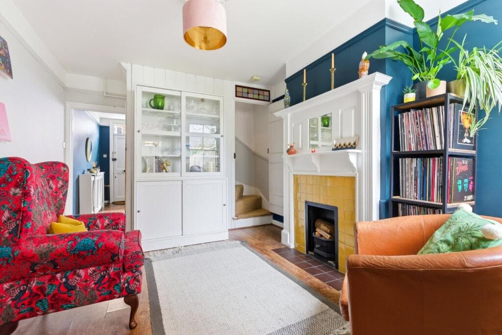 2 bedroom terraced house for sale in Upper Heath Road, St. Albans, Hertfordshire, AL1