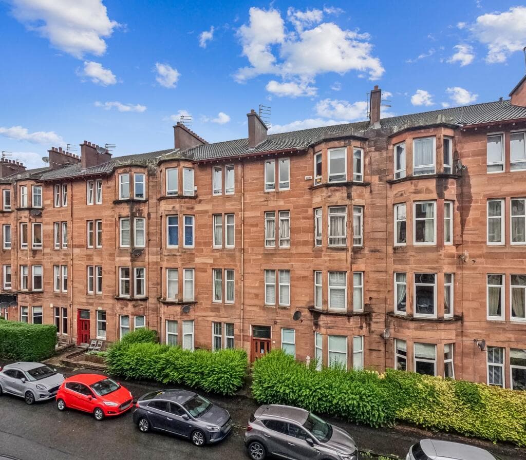 2 bedroom flat for sale in 87 Dundrennan Road, Flat 3/1, Battlefield, Glasgow, G42 9SL, G42