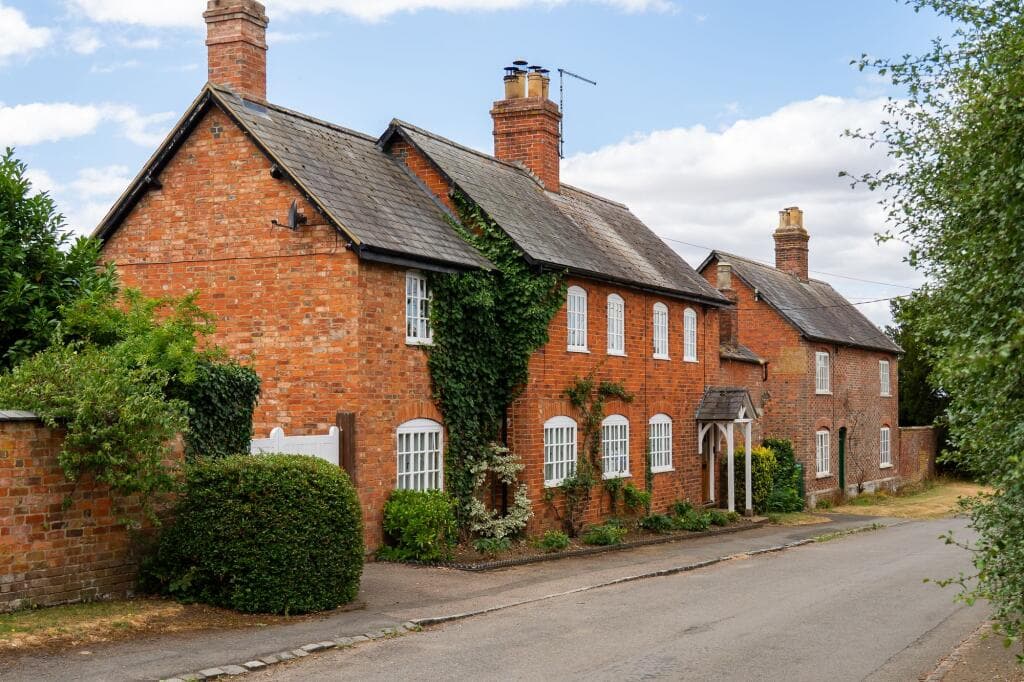 3 bedroom detached house for sale in Summer Cottage, Berkeley Street, Sibbertoft, LE16 9UF, LE16