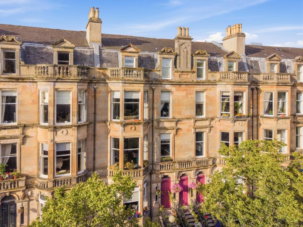 2 bedroom flat for sale in 2/2, 110 Queens Drive, Queen’s Park, G42 8BJ, G42