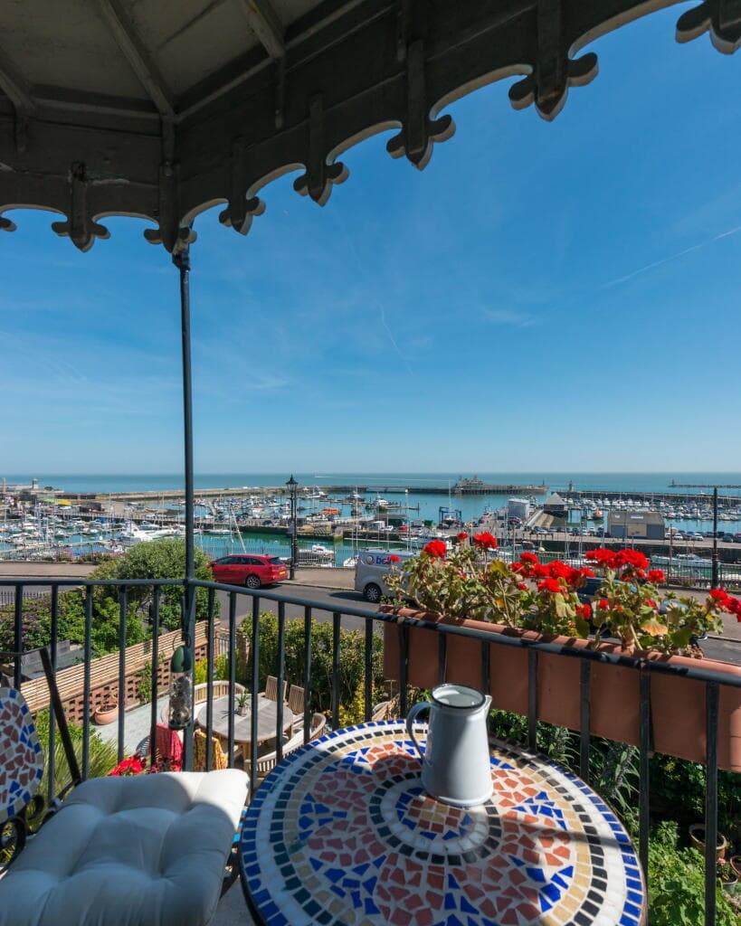 3 bedroom terraced house for sale in Prospect Terrace, Ramsgate, CT11 9JE, CT11
