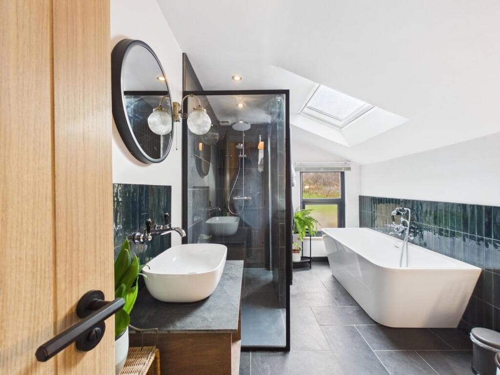 3 bedroom house for sale in Battersea Road, BS5