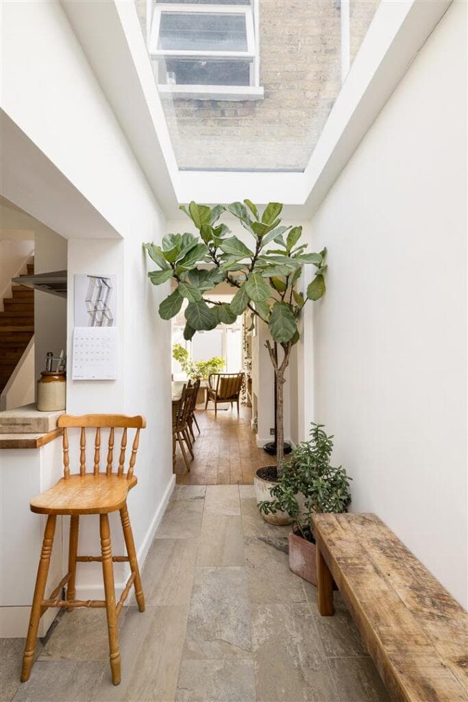 2 bedroom terraced house for sale in Kingsland Road, Plaistow, E13