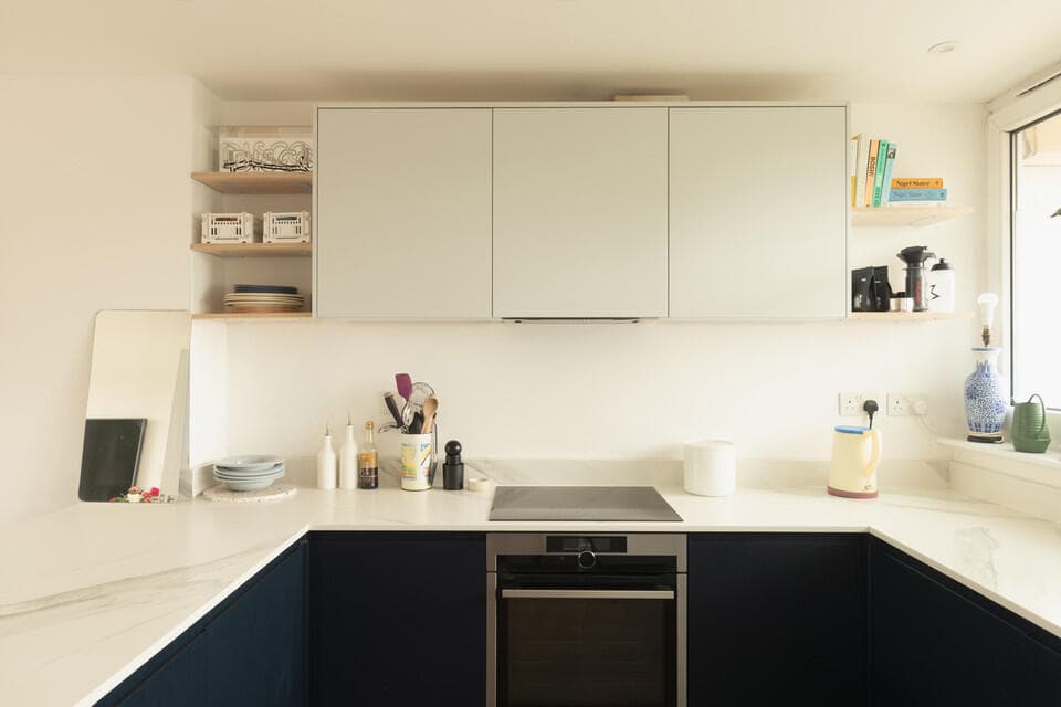 2 bedroom flat for sale in Consort Road, Peckham, SE15