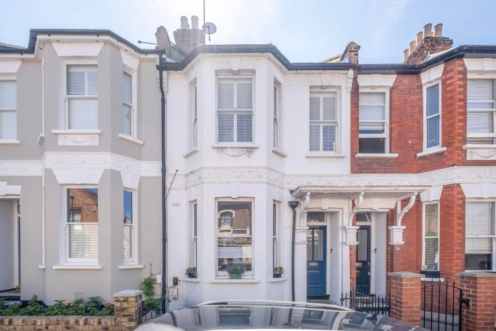 1 bedroom flat for sale in The Vineyard, Richmond, TW10