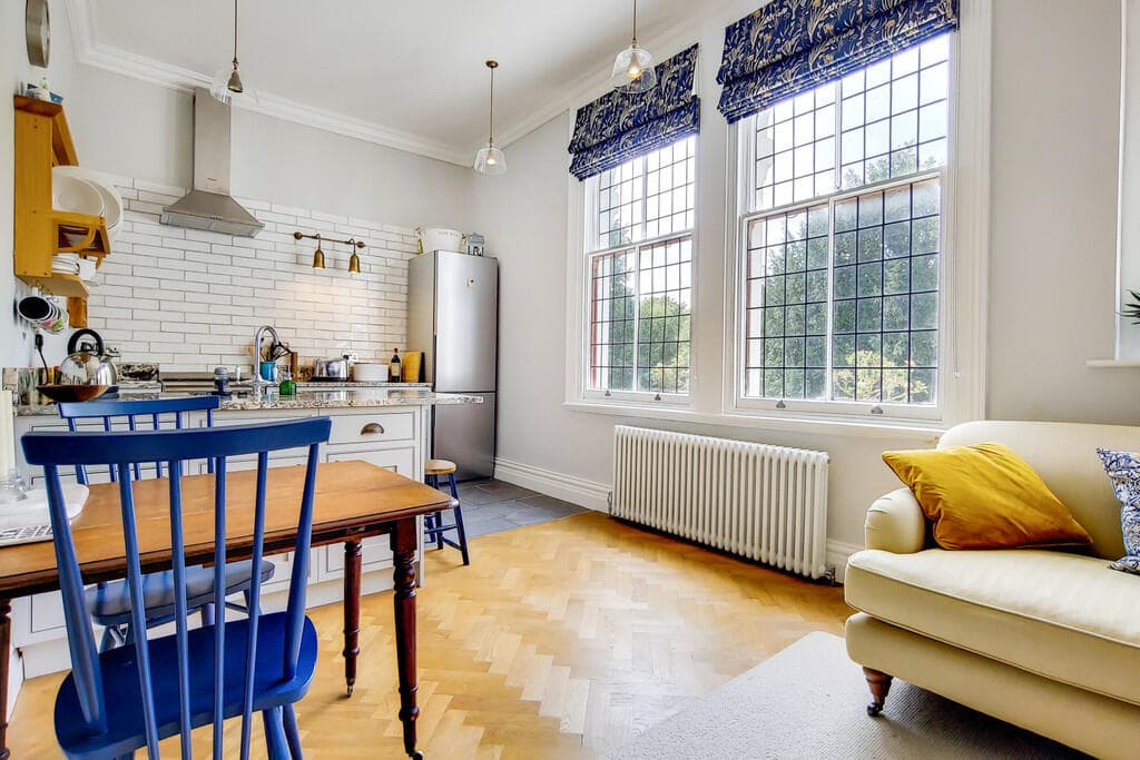 2 bedroom apartment for sale in Lichfield House, 79 Lawrie Park Road, SE26