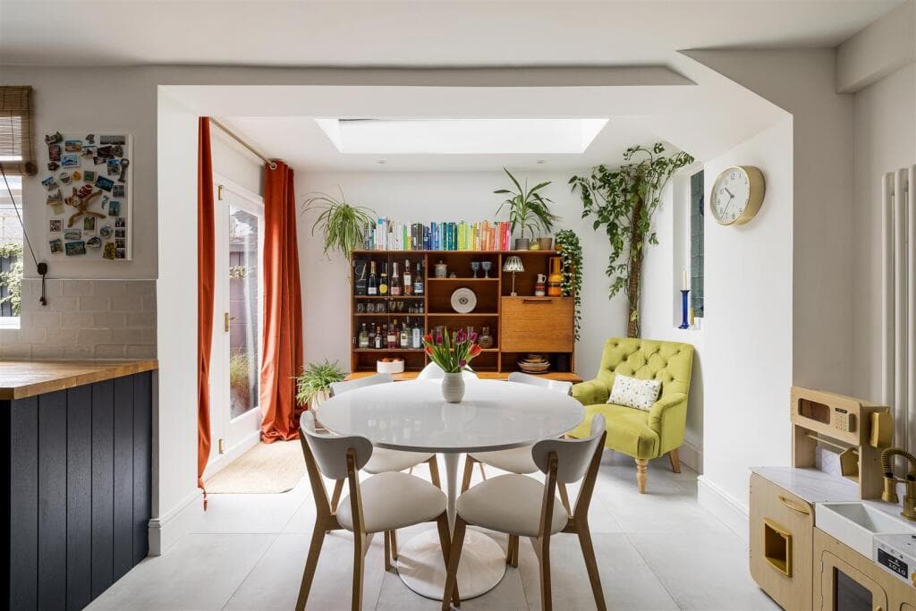 3 bedroom house for sale in Ramsay Road, Forest Gate, E7