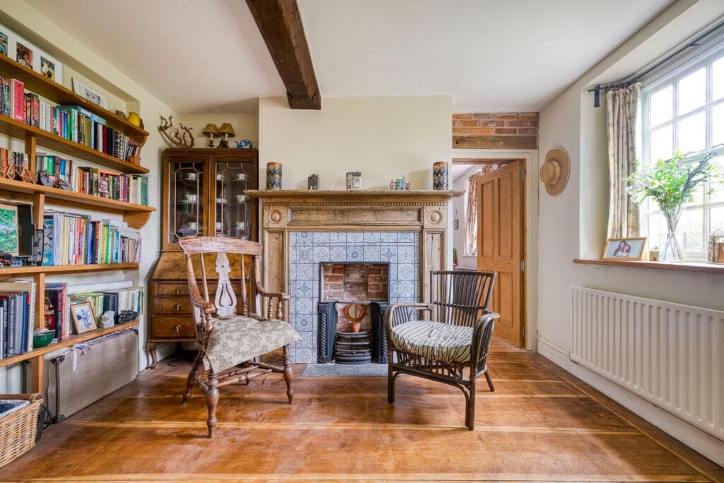 6 bedroom semi-detached house for sale in Quiet, tucked away, central village location between Wedmore and Glastonbury, BA6