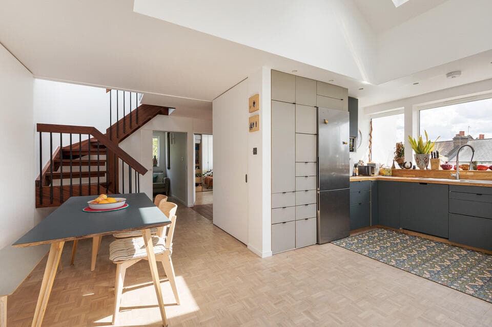 3 bedroom maisonette for sale in Peckham Rye, Nunhead, London, SE15