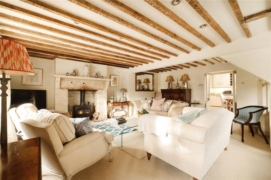 3 bedroom semi-detached house for sale in Taynton, Burford, Oxfordshire, OX18