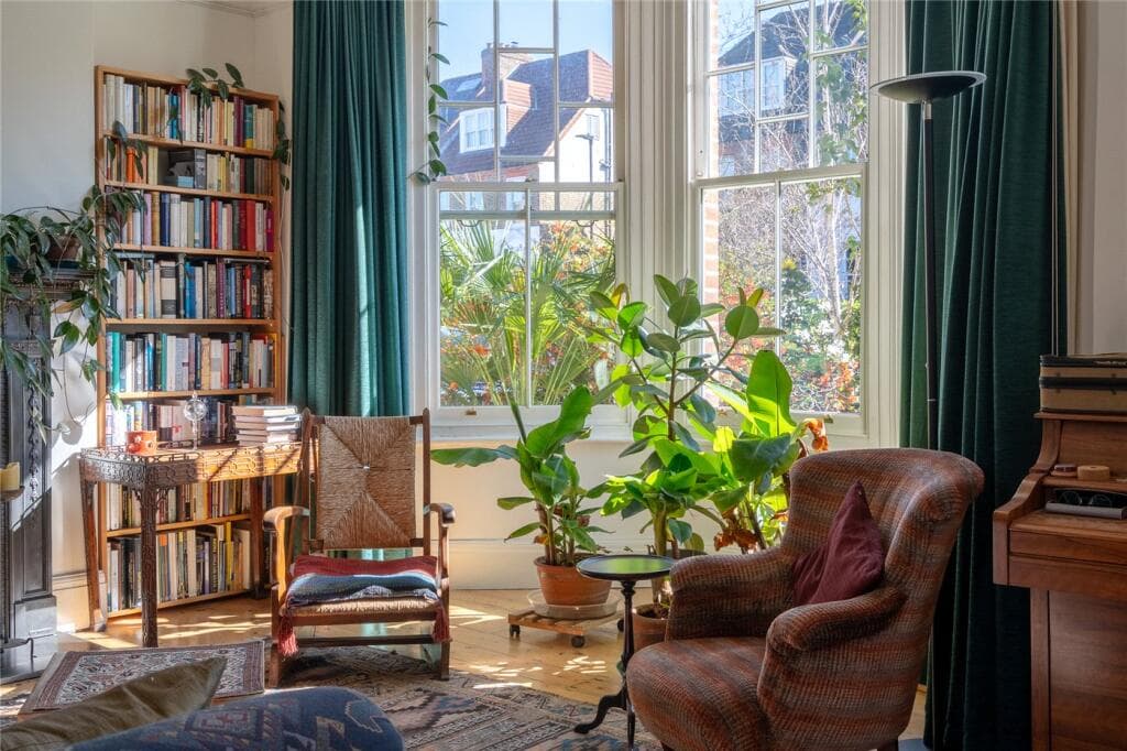 5 bedroom semi-detached house for sale in Killieser Avenue, London, SW2