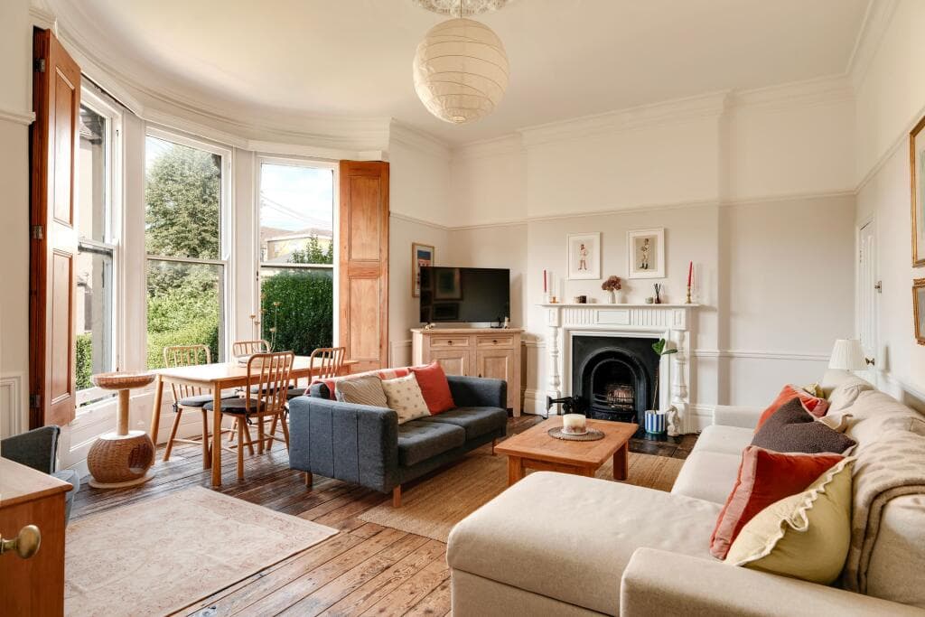2 bedroom flat for sale in 14 Exeter Buildings, Redland, BS6