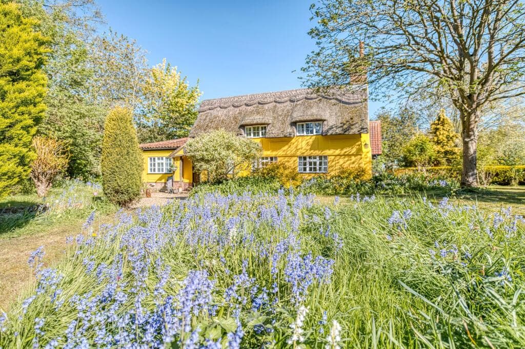 5 bedroom detached house for sale in Wickham Road, Thwaite, IP23