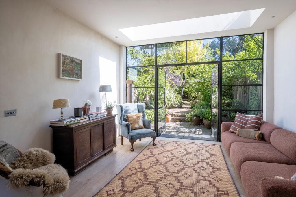 3 bedroom terraced house for sale in Crediton Road, London, NW10