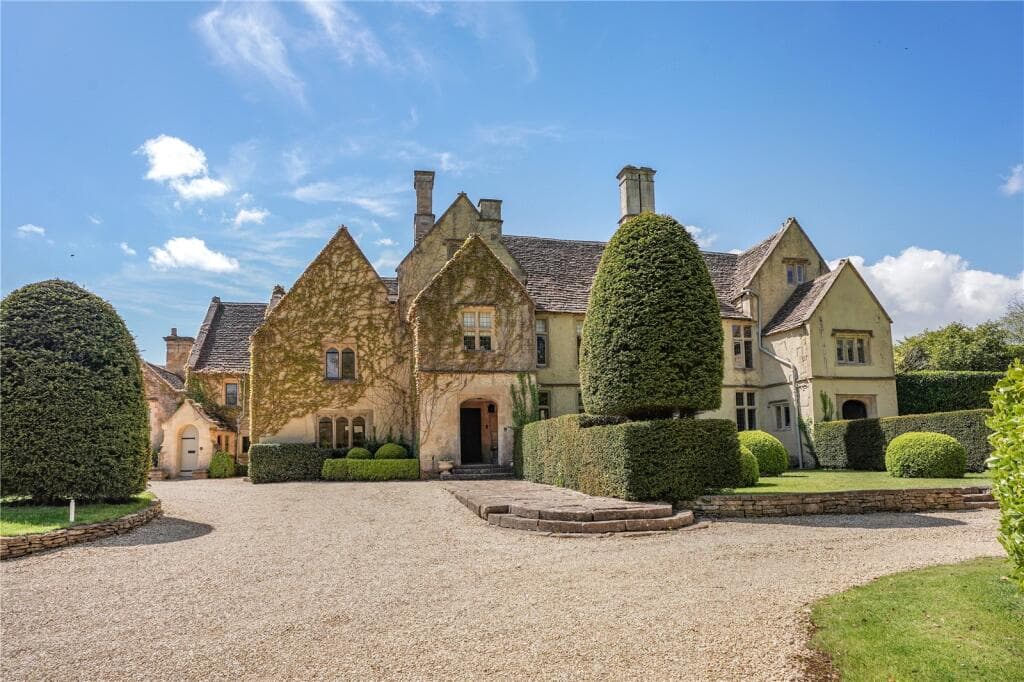 8 bedroom detached house for sale in Neston, Corsham, Wiltshire, SN13