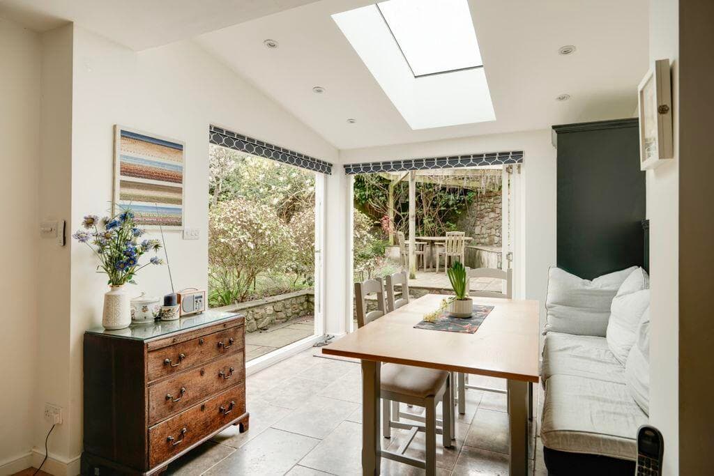 3 bedroom end of terrace house for sale in St. Vincents Hill | Redland, BS6