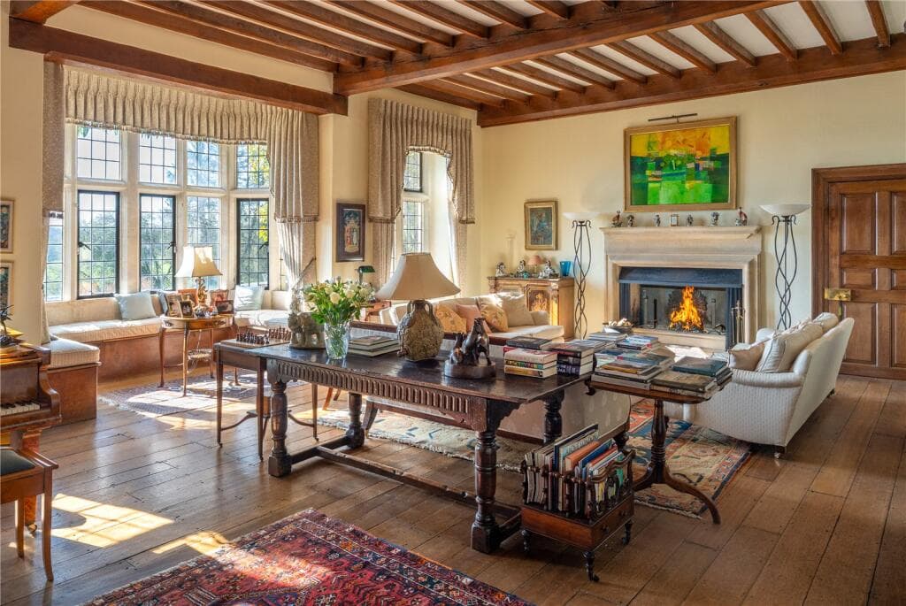 7 bedroom detached house for sale in Rendcomb, Cirencester, Gloucestershire, GL7