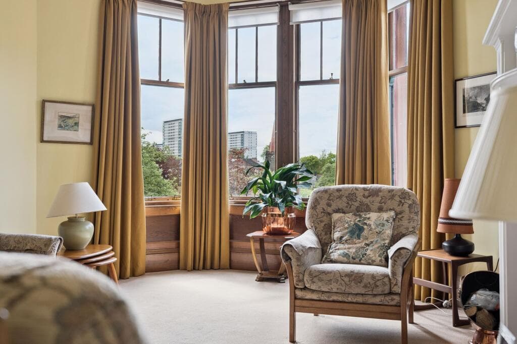 1 bedroom flat for sale in Edgehill Road, Flat 2/2, Broomhill, Glasgow, G11 7JD, G11