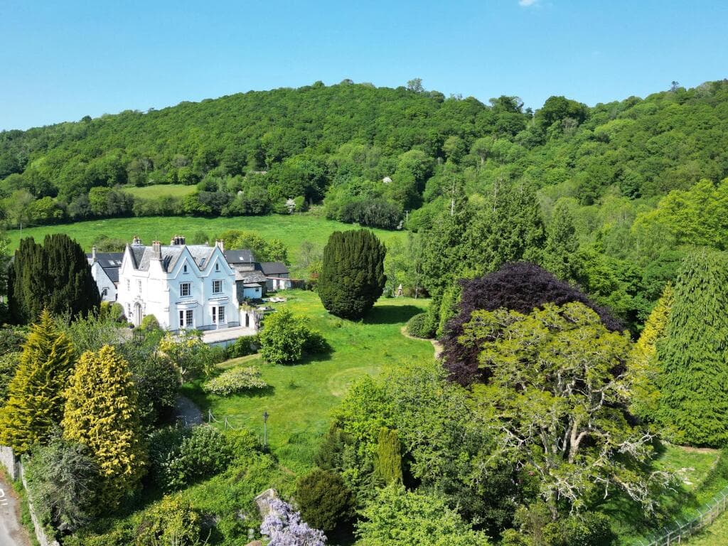 14 bedroom detached house for sale in Moretonhampstead, Newton Abbot, Devon TQ13