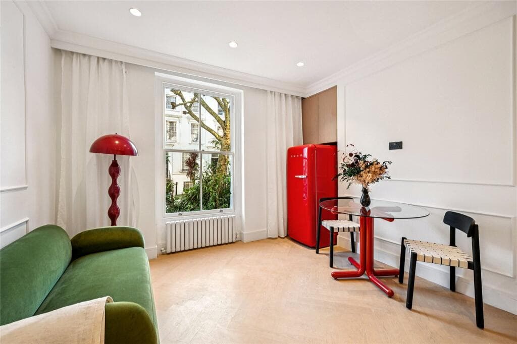 1 bedroom apartment for sale in Lonsdale Road, London, W11