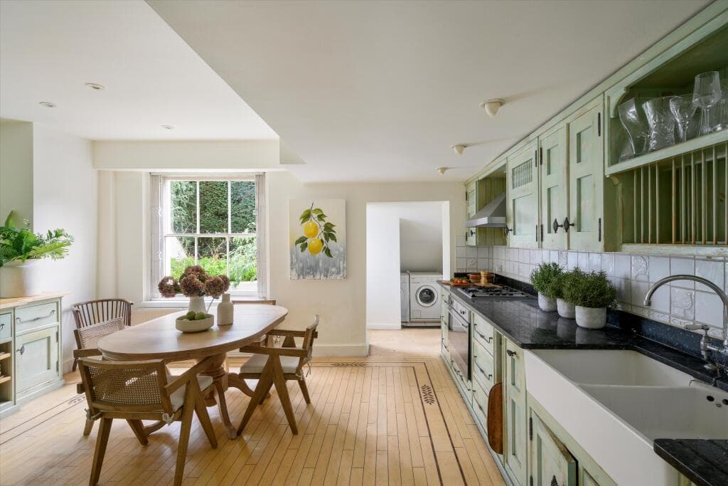 3 bedroom terraced house for sale in Portland Road, Holland Park, W11